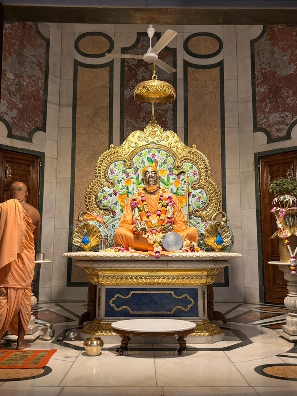 Śrīla Prabhupāda Seva & Worship
